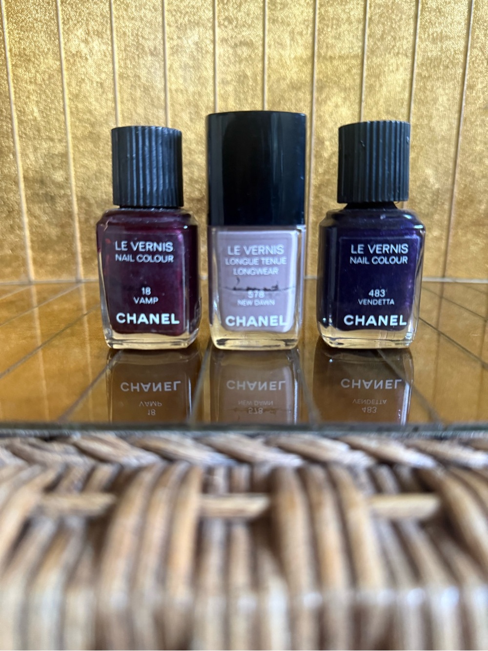Chanel nail polish vendetta New Dan vamp